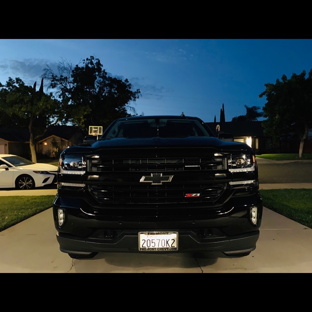 Meet your Posher, Ricardo - Picture 1 of 1